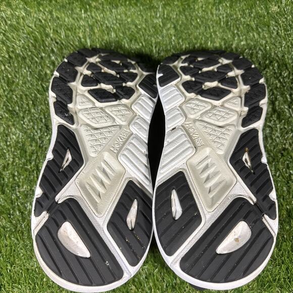 Hoka One One Women Arahi 6 1123195 BWHT Black Running Shoes Sneakers Size 10B - Picture 7 of 8